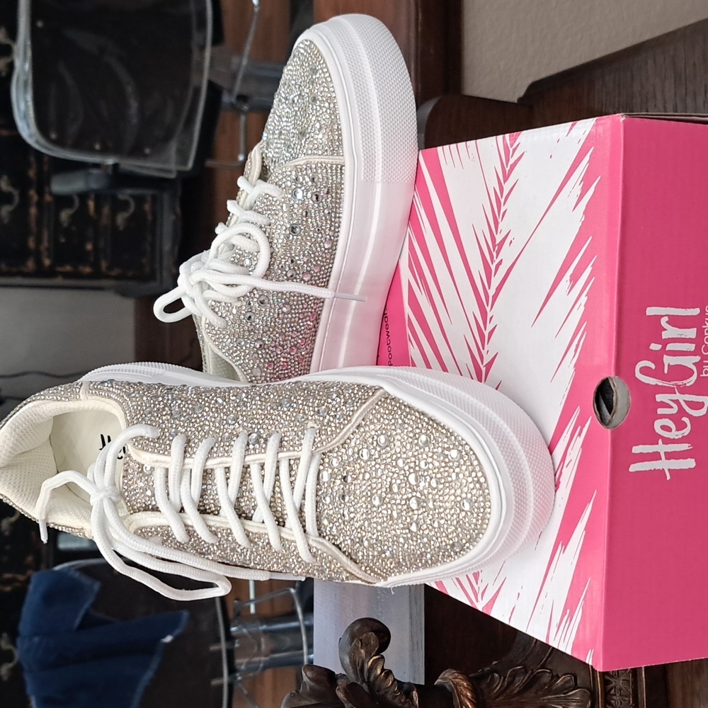Sneakers Bedazzled